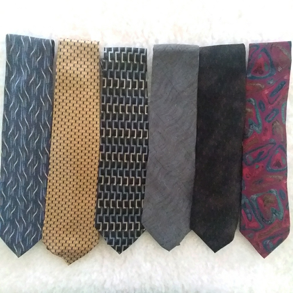Geoffrey Beene Neck Ties - Picture 2 of 2